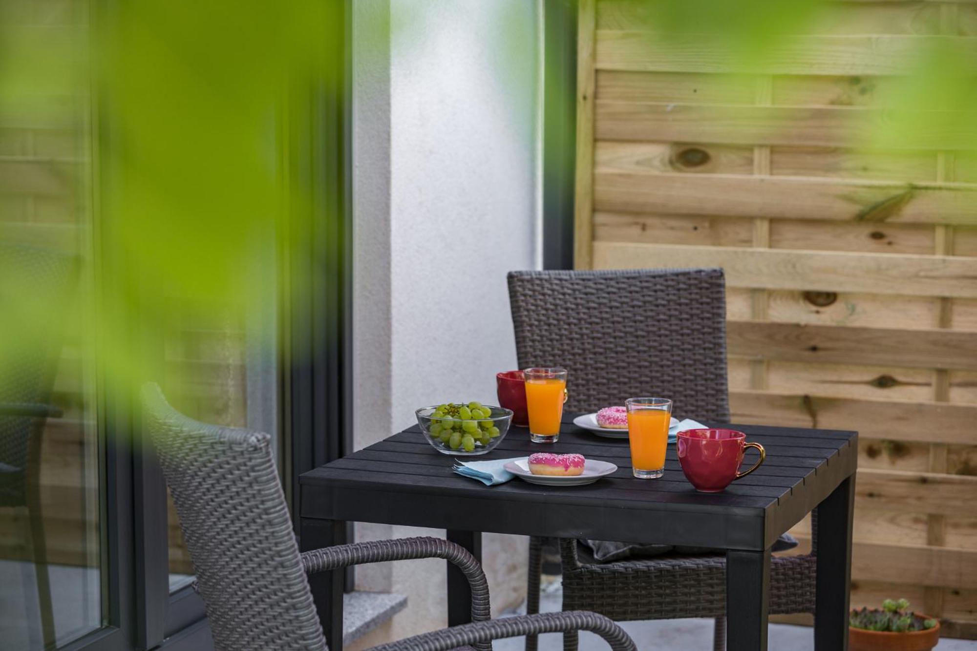 Studio Apartments Villa Valla - Free Bikes Фажана Экстерьер фото